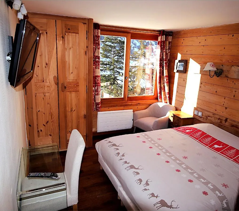 Prestigious 18 Person Chalet With Pool And Jacuzzi Vars