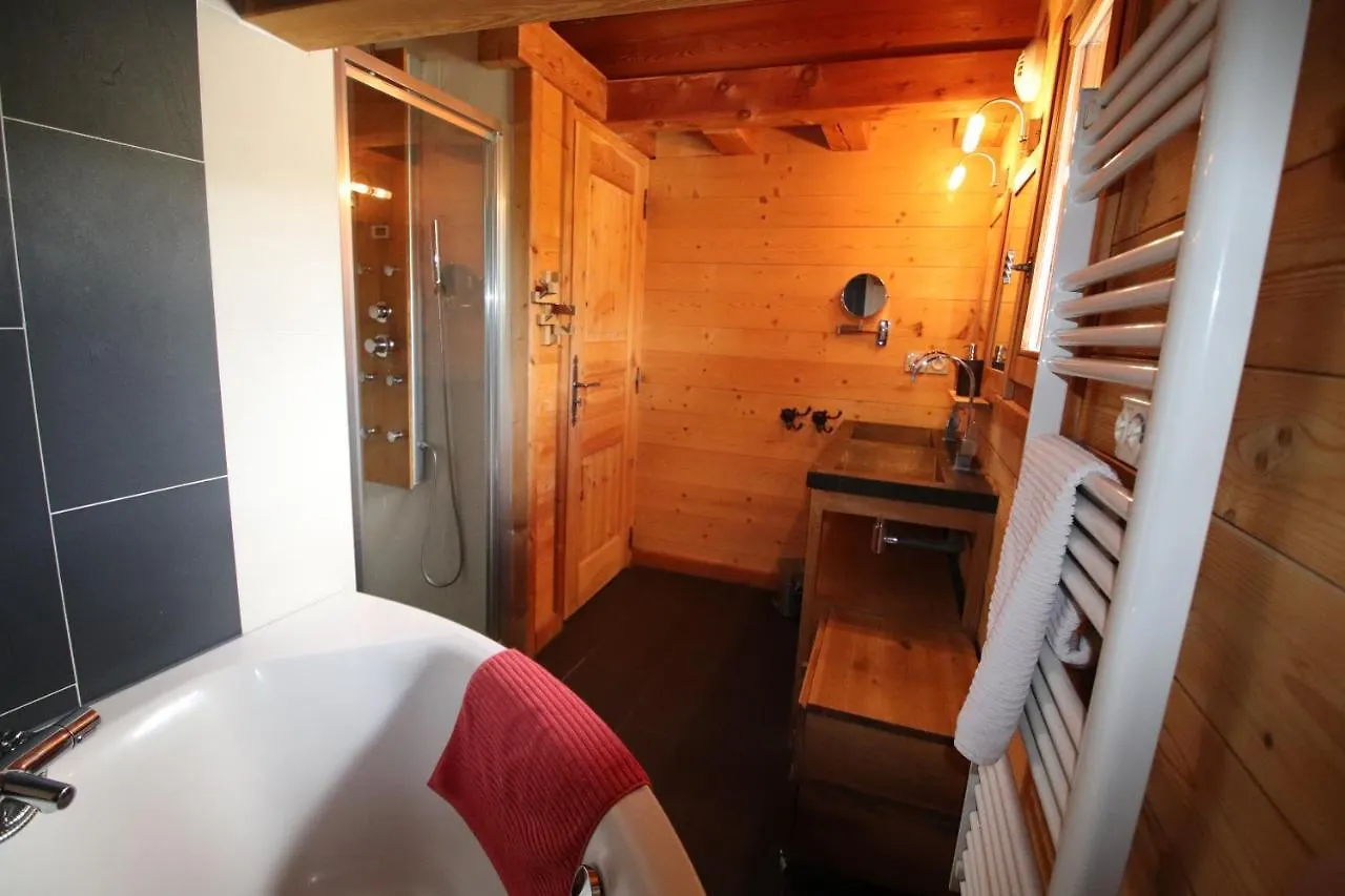 Prestigious 18 Person Chalet With Pool And Jacuzzi Vars  France