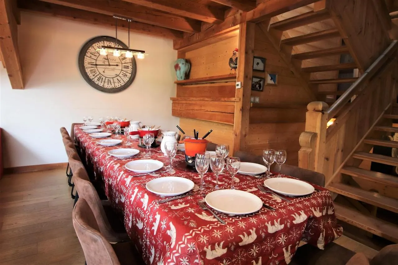 Prestigious 18 Person Chalet With Pool And Jacuzzi Vars