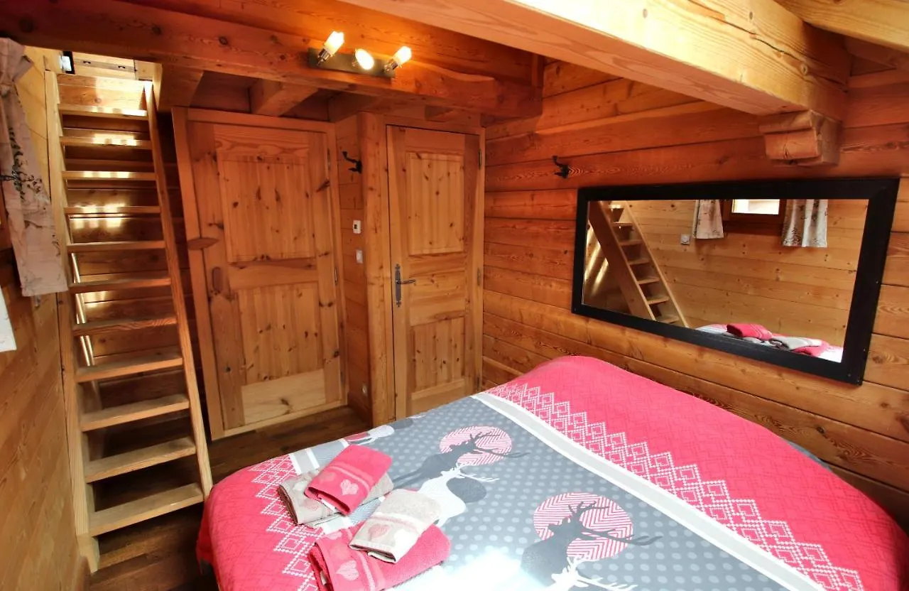 Prestigious 18 Person Chalet With Pool And Jacuzzi Vars