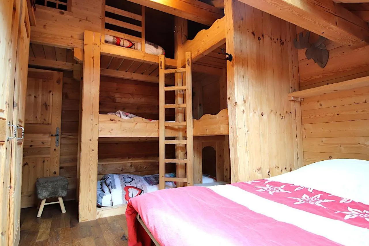 Prestigious 18 Person Chalet With Pool And Jacuzzi Vars