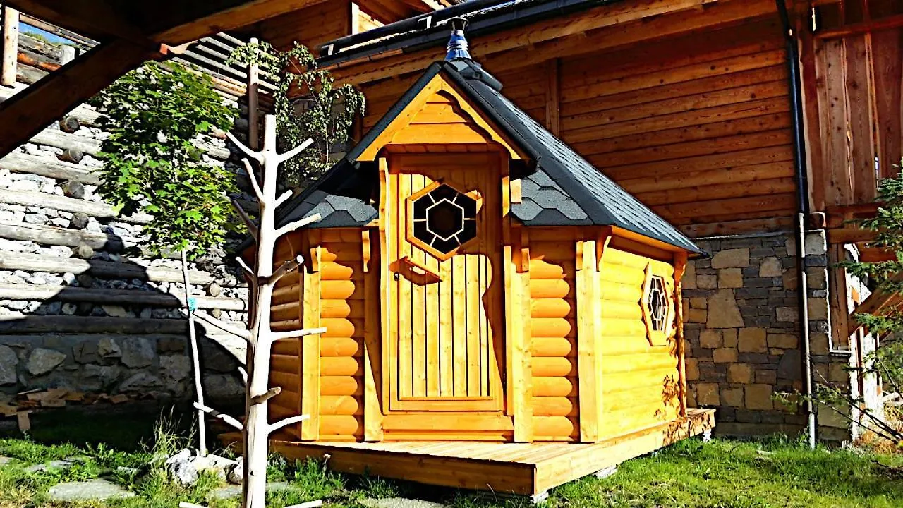 Prestigious 18 Person Chalet With Pool And Jacuzzi 바르스